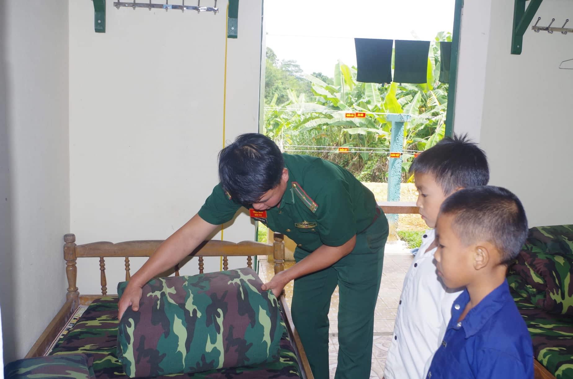 Con nuôi đồn biên phòng